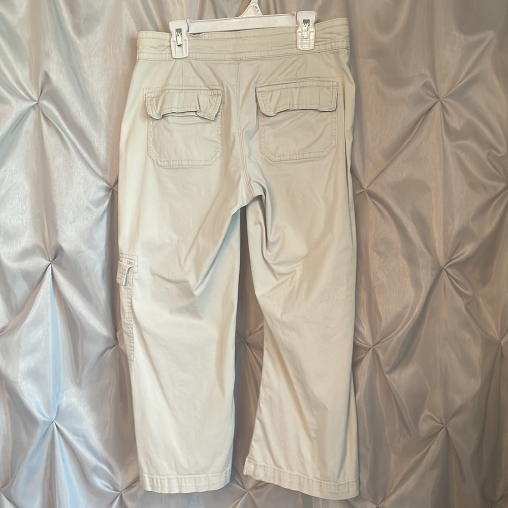 Lee Cargo Capri Khaki Size 3/4 - Picture 2 of 5